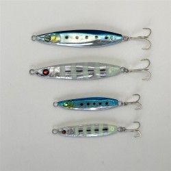 Jig en 30 et 60 grammes en 2 coloris blanc argenté et bleu sardine.