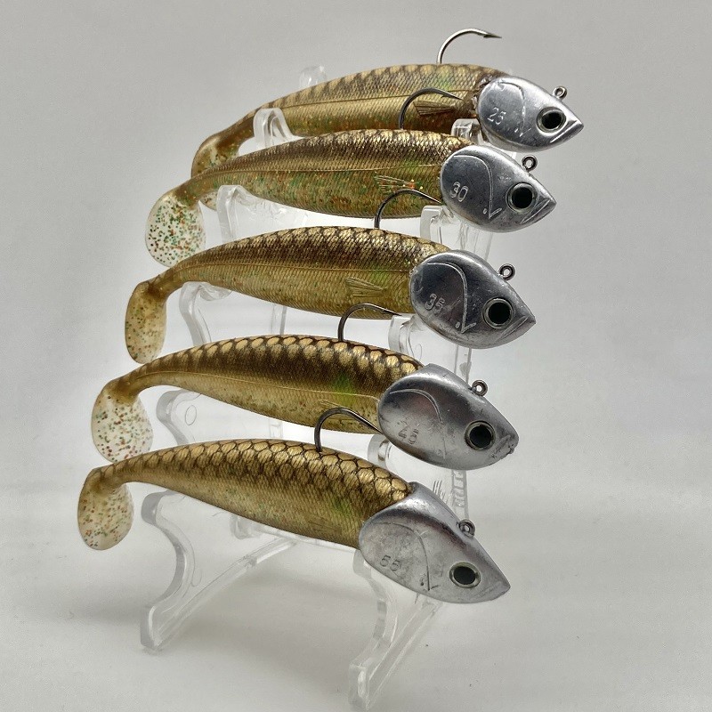 Leurres souples Nitro Shad 120 coloris magic ayu montés sur les têtes plombées VDshad de chez Prêtapêcher de 25g à 55g.